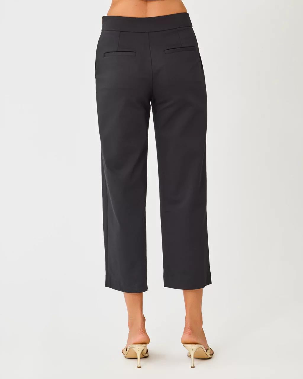 Lilly Pulitzer - 26" Sarissa High Rise Crop Pant - Noir