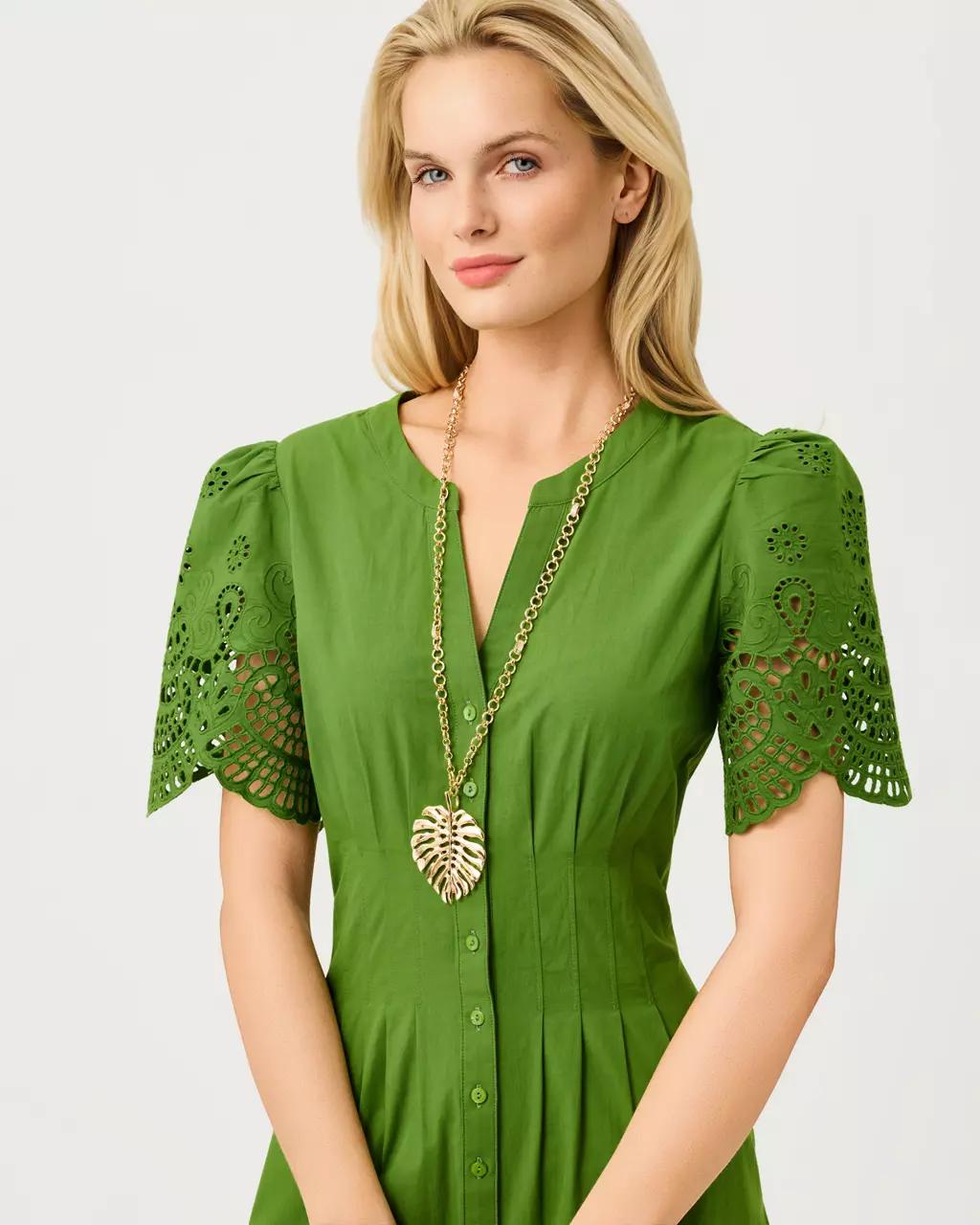 Lilly Pulitzer - Hide And Leaf Necklace - Gold Metallic