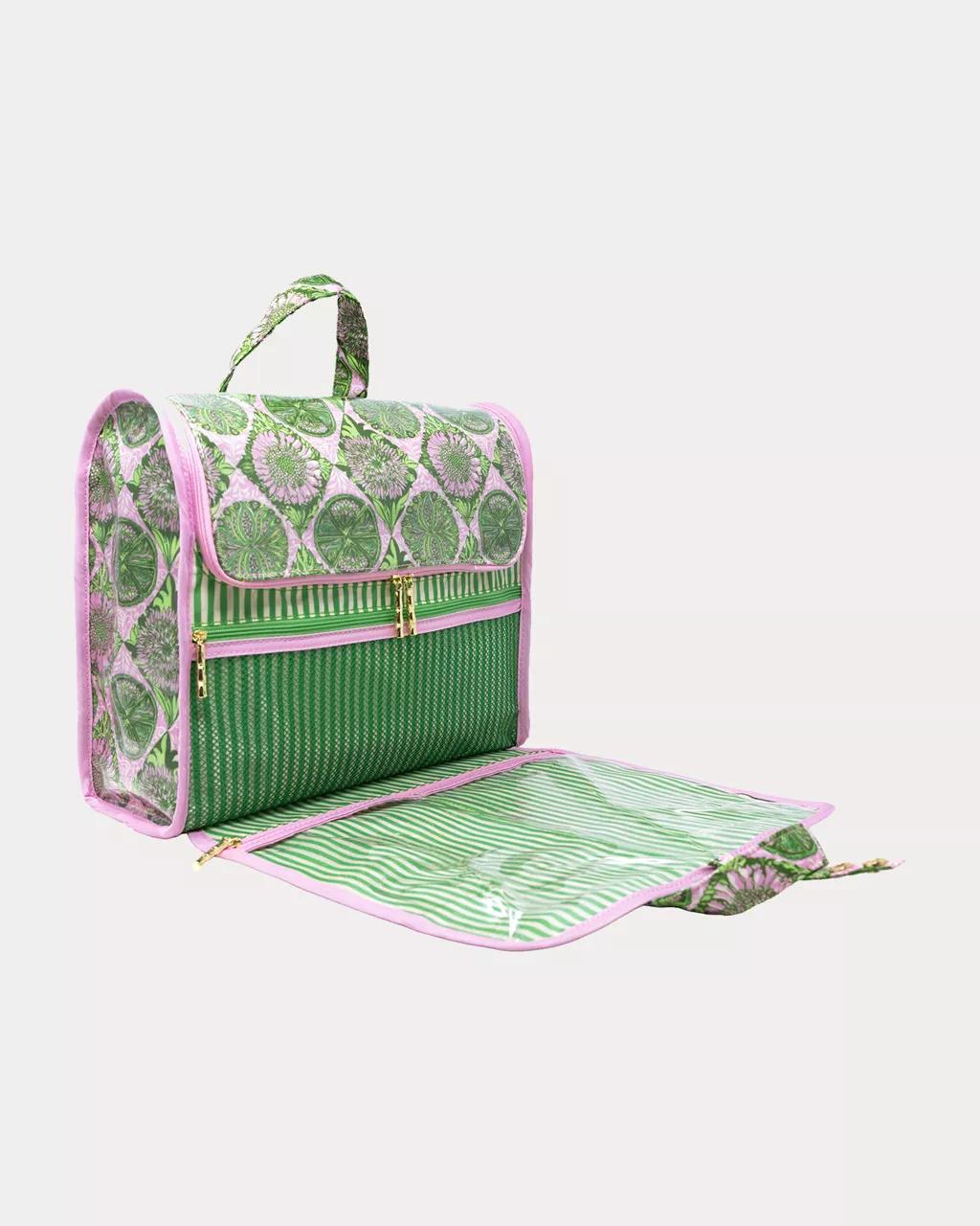 Lilly Pulitzer - Hanging Toiletry Case - Oleander Pink