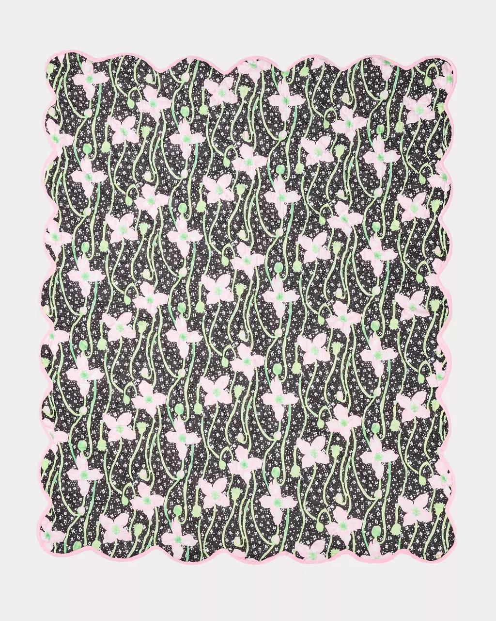 Lilly Pulitzer - Reversible Throw Blanket - Onyx