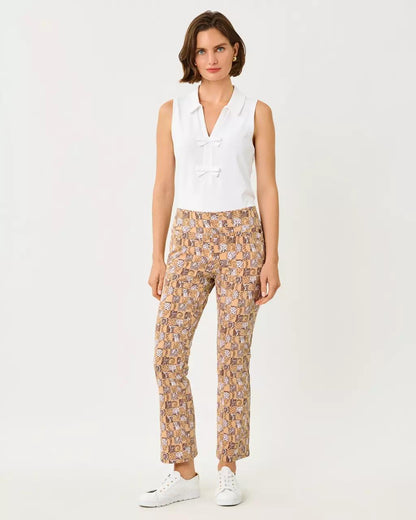 Lilly Pulitzer - UPF 50+ Luxletic 28" Corso Kick Flare Pant - Iced Latte